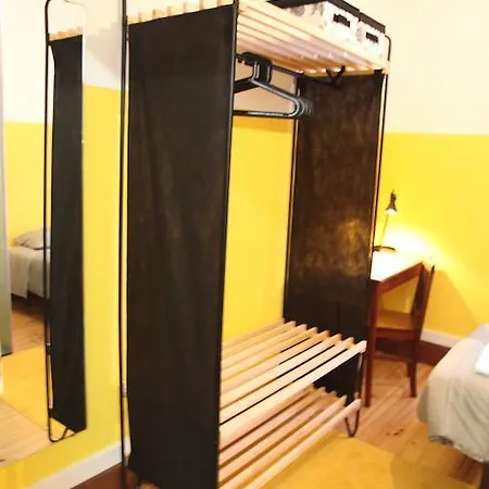 酒店 Csi & - Student