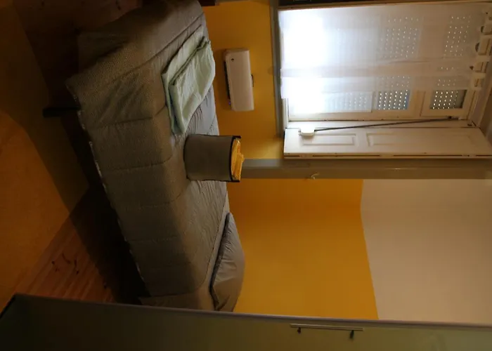 Csi & - Student Otel